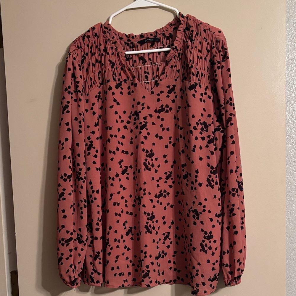 Stylish Pink and Black Patterned Blouse